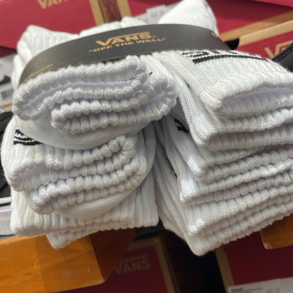 Vans Socks 6 pairs set CREW VANS.
"OFF THE WALL" White/Black 
NWT - Picture 7 of 16
